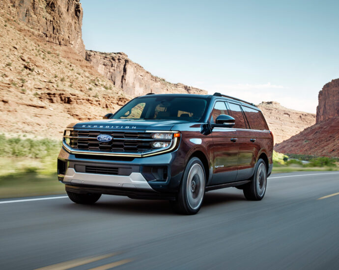 Ford’s Redesigned 2025 Expedition SUV Goes All-in For Big Families