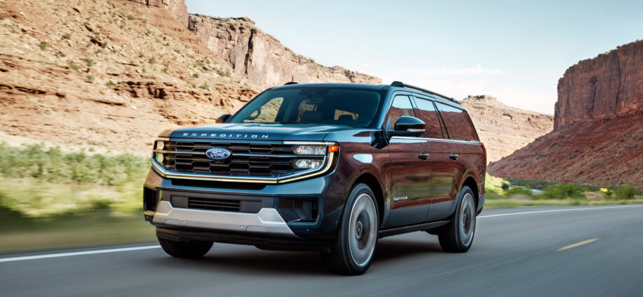 Ford’s Redesigned 2025 Expedition SUV Goes All-in For Big Families
