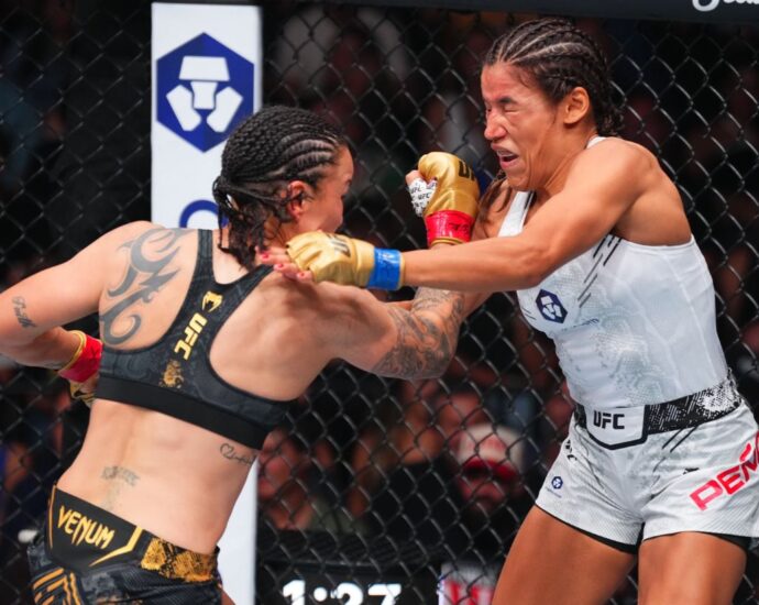 UFC 307 Results: Julianna Pena defeats Raquel Pennington (Highlights)