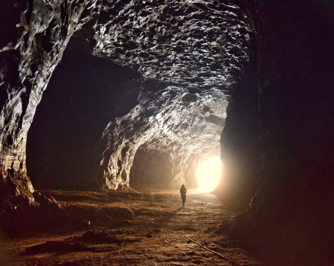 TeraWulf Offloads Nautilus Stake to Invest in Cheaper Bitcoin Miners and AI