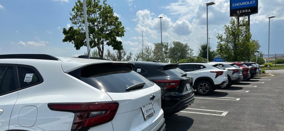 Smaller crossovers, pickups outpace U.S. market in Q3 as affordability challenges remain