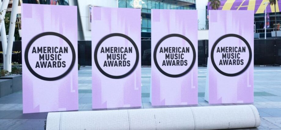American Music Awards: How to Watch the 50th Anniversary Special Live Online