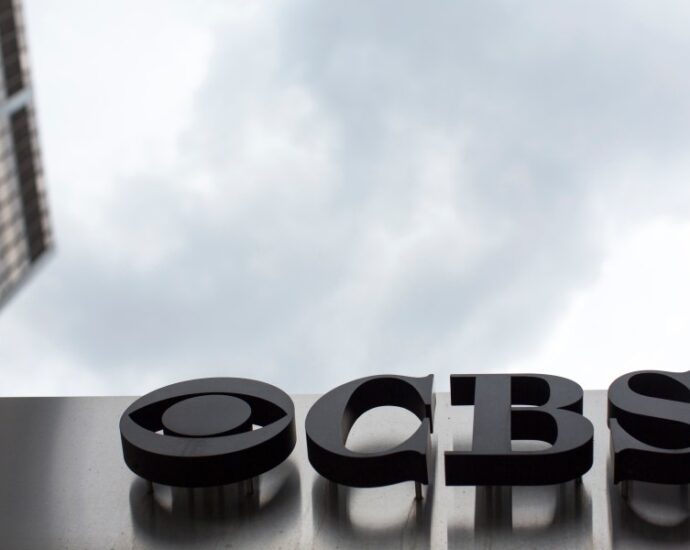 CBS brass reprimands anchor over Coates interview