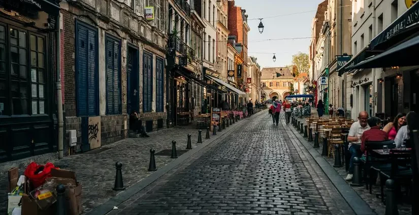 Tourism as a catalyst: The economic transformation of Lille and Paris