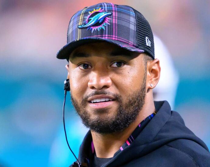 Dolphins expecting to open QB Tua Tagovailoa’s 21-day practice window ahead of Week 8 Oct 19, 2024