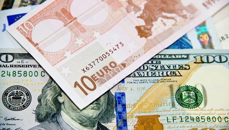 EUR/USD rises toward 1.0900, upside seems limited ahead of US presidential election