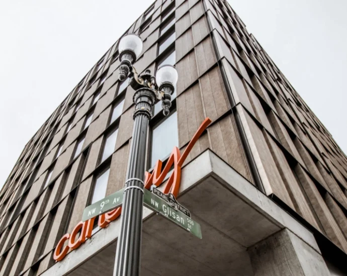 Strategic Merger Expands PM Hotel Group&apos;s Lifestyle Division and Western U.S. Footprint