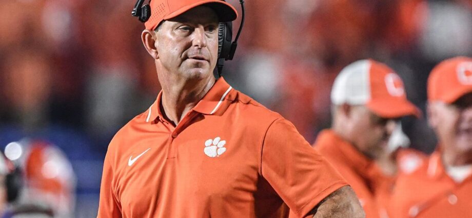 Swinney blocked from voting over name snafu