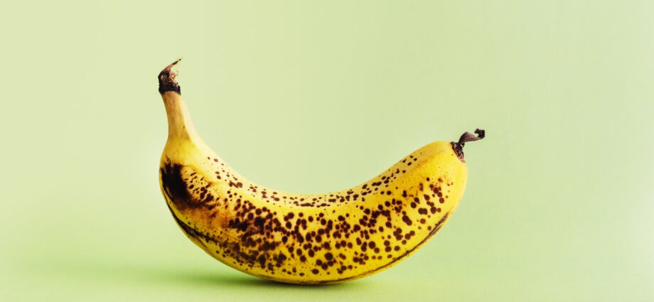 Wait, Should I Have Been Washing My Bananas This Entire Time?!