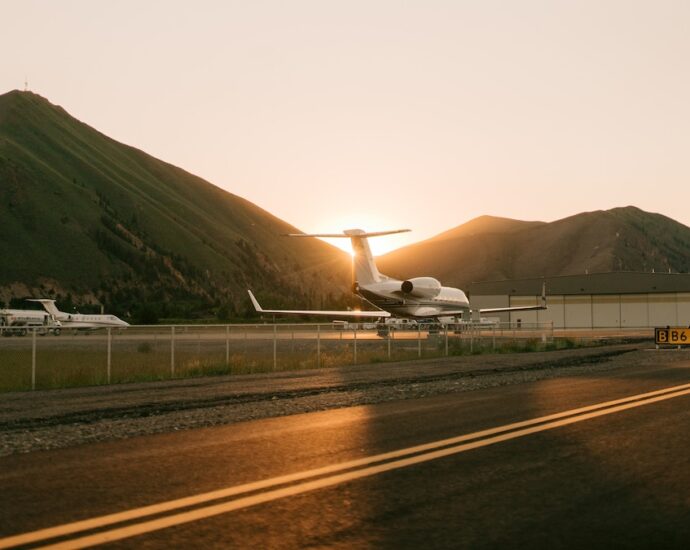 Private jets are increasingly replacing car trips—for the ultra-wealthy