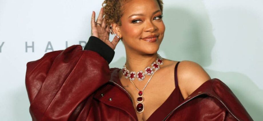 Rihanna Said “God Had Other Plans For Me,” And It Has Fans Wondering If This Means She’s Done With Music Forever