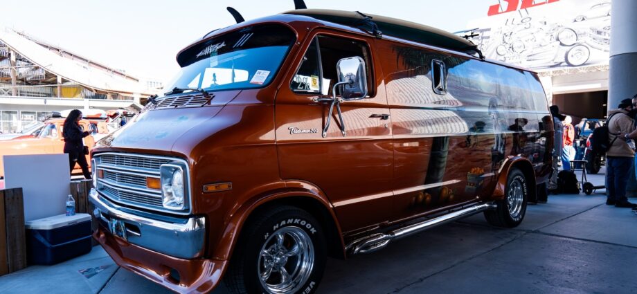 Orange Krate: Custom Dodge 200 Tradesman Van Throws Back to the 1970s