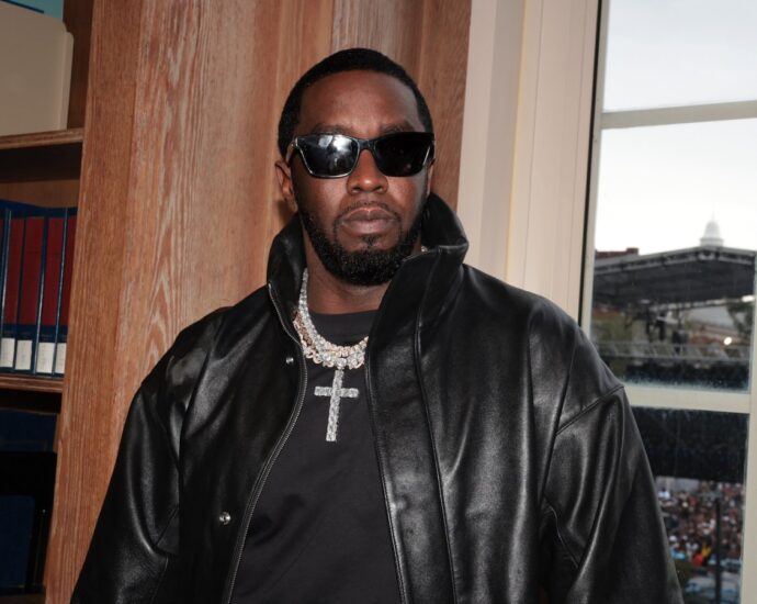 Sean Combs Paid Inmates to Use Phone Accounts Improperly: Prosecutors