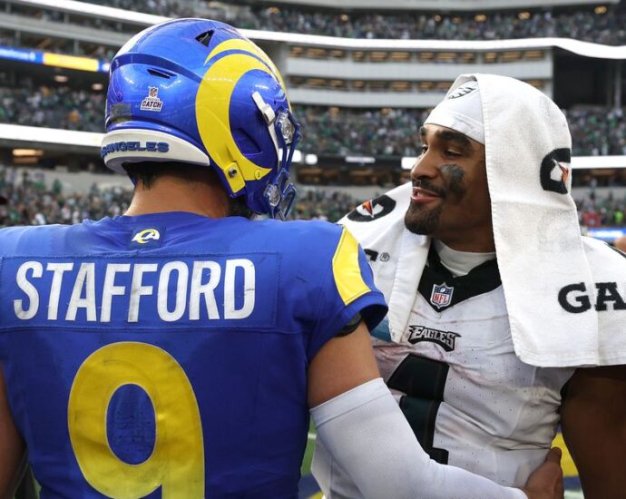 NFL Week 12 odds: Eagles favored in sneaky important road game against Rams