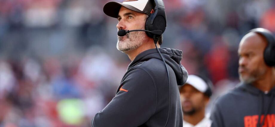 Kevin Stefanski expected to remain as Browns head coach in 2025                          Nov 21, 2024