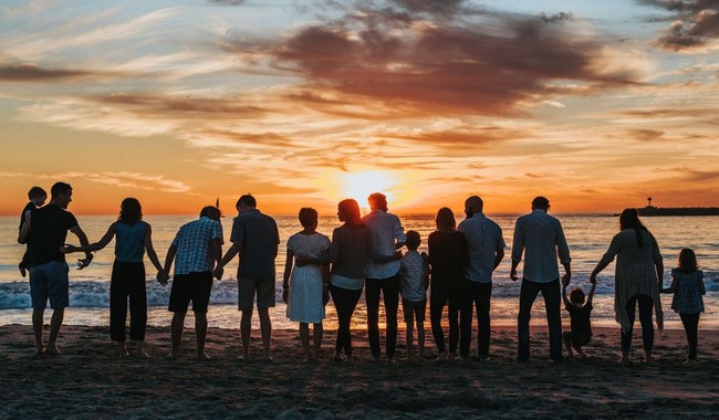 Red vs. Blue: Should Family Transcend Politics?