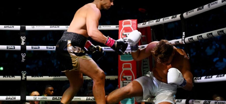 Social Media star HSTikkyTokky sends crude message as he pulls out of Misfits Boxing fight with hours to go