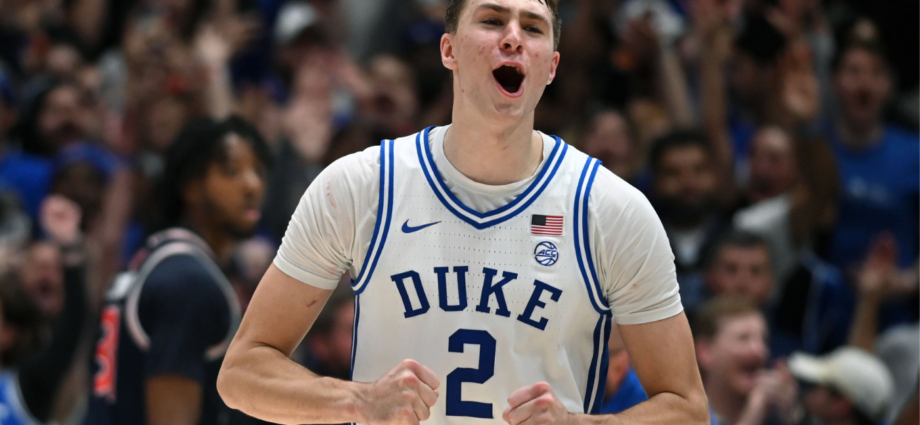 Cooper Flagg Tracker: Duke star freshman shines with 20 points, 12 rebounds in win over Louisville