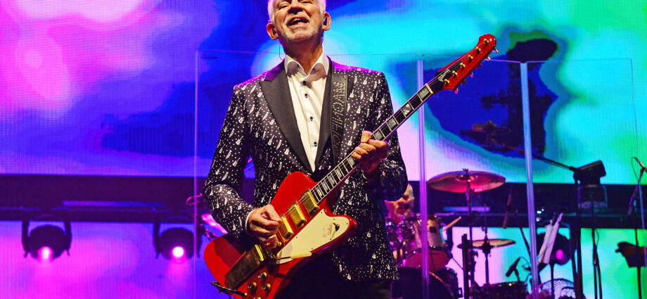 “I went to this very posh house in Regent’s Park in London, knocked on the door and this 16-year-old American kid held it up. I said, ‘It’s a red guitar – I’ll have it!’” How Phil Manzanera got his trademark Roxy Music Gibson Firebird