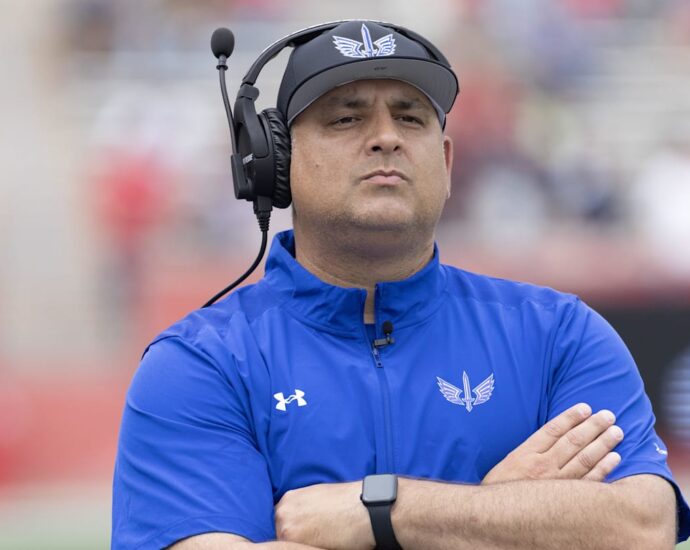 Adam Schefter Reports Anthony Becht Has Interviewed for the West Virginia Job