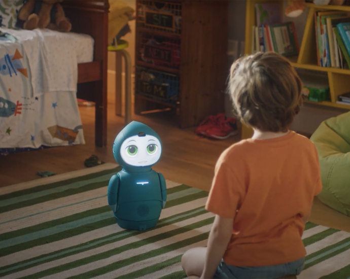 ‘I love you… goodbye:’ What will happen when this companion robot suddenly dies?