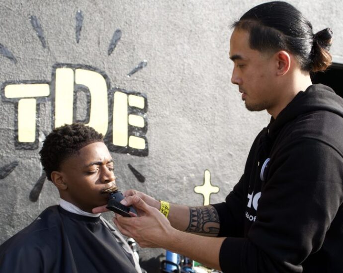 TDE’s 11th Annual Christmas Toy Drive Brings Snow And Smiles To Watts Community