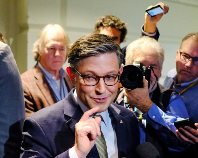 Lawmakers take a big step toward avoiding a shutdown: From the Politics Desk