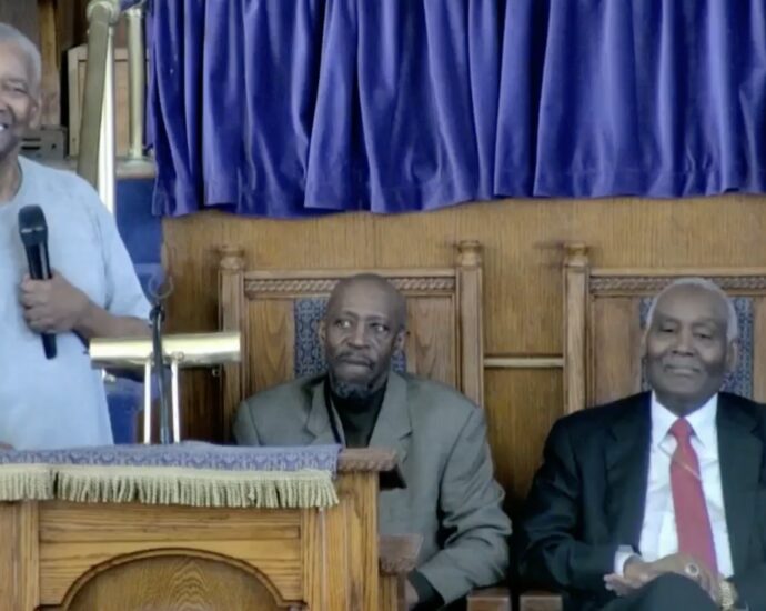 Denzel Washington gets baptized and becomes a minister after saying religion is ‘not fashionable’ in Hollywood