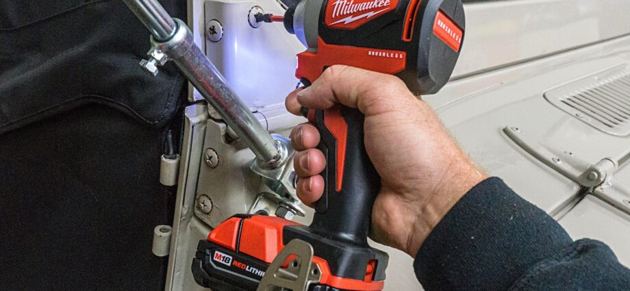 Best Impact Wrenches: Power Tools for Automotive Enthusiasts