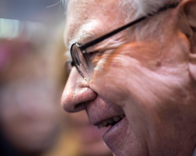 Warren Buffett stocks for your IRA in 2025