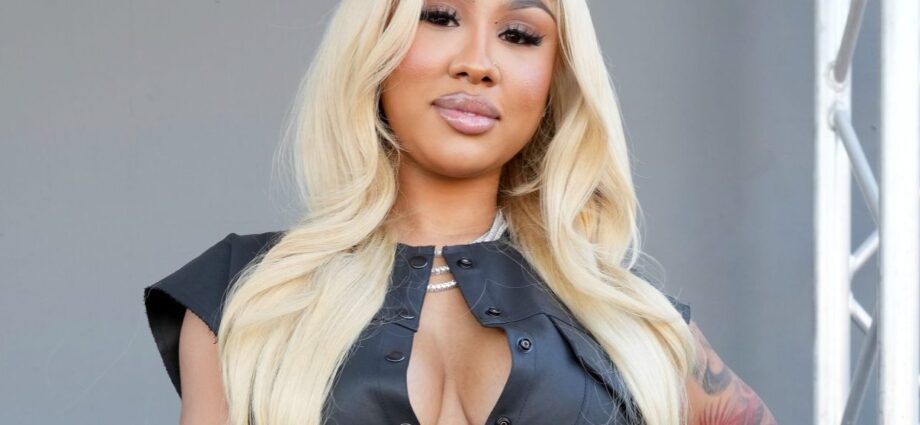 New Year, New HER! Ari Fletcher Kicks Vaping To The Curb & Picks Up THIS Healthy Habit (VIDEO)