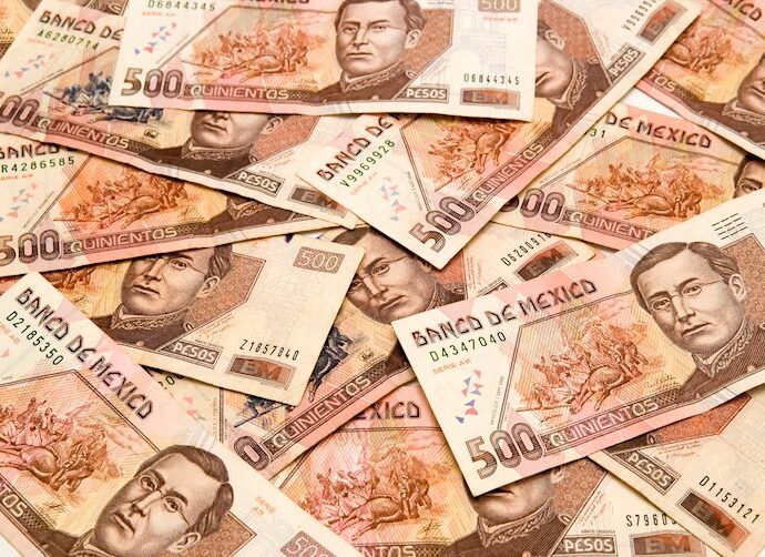 Mexican Peso dives as Banxico signals aggressive easing