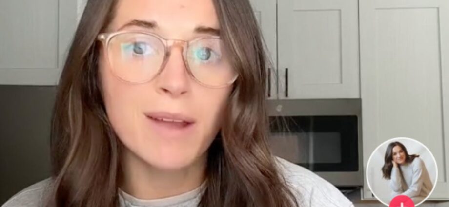Here’s What Two Dietitians Have To Say About Poppi And Other Prebiotic Sodas So You Can Make Your Own Informed Decision