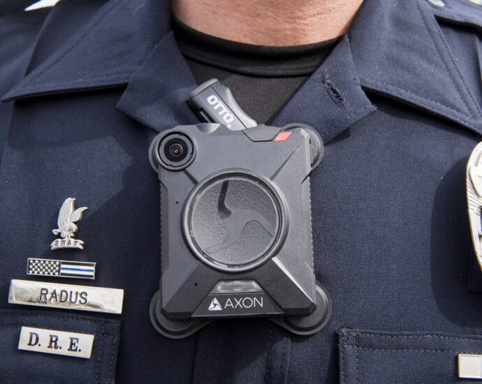 Utah bill would require cops to disclose AI-authored police reports