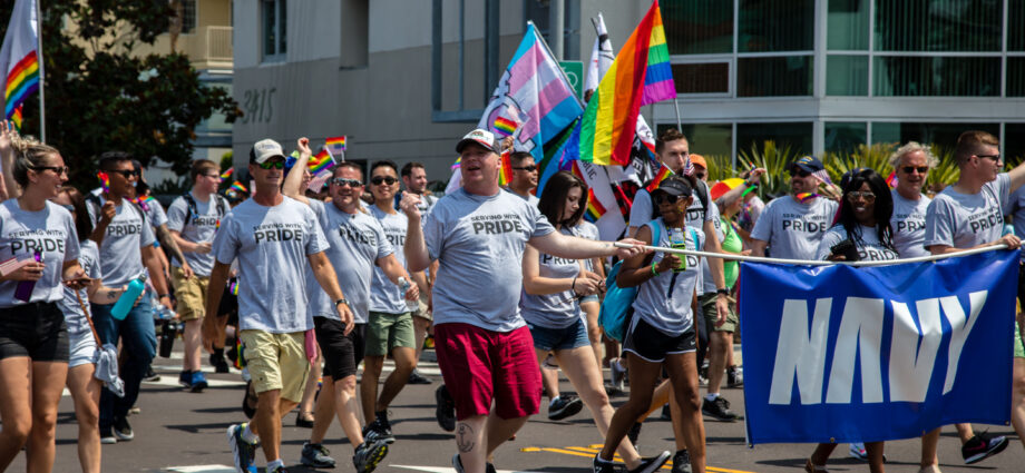 Transgender Troops Prepare for Military Ban