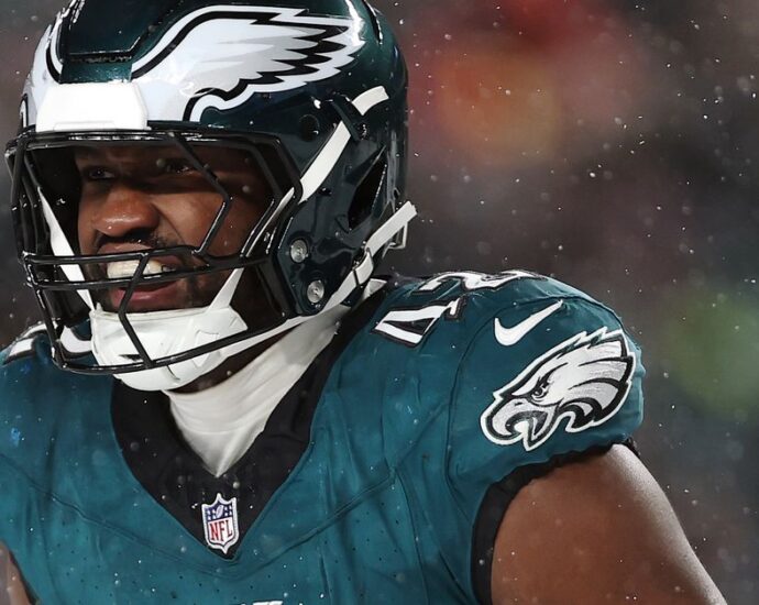 Oren Burks will not be returning to the Eagles