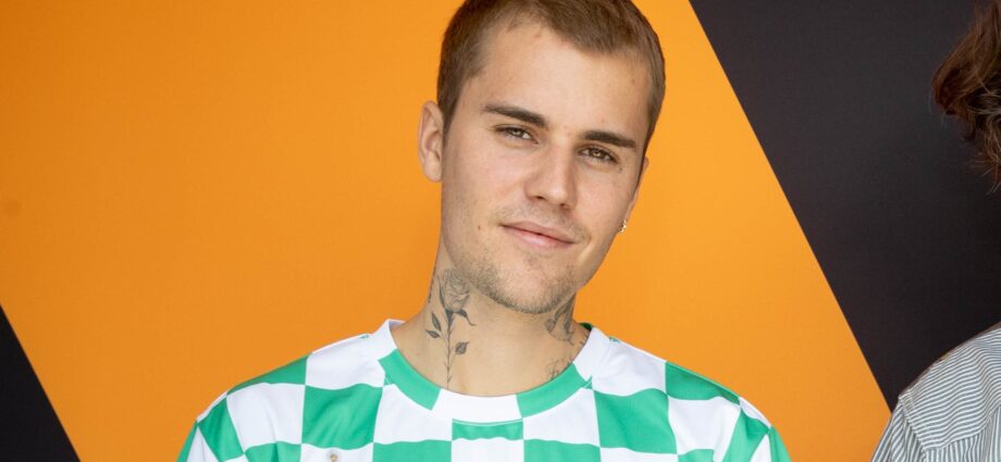 Oh Wow! Justin Bieber Fans Express Concerns Over His Appearance While Teasing New Music (VIDEO)