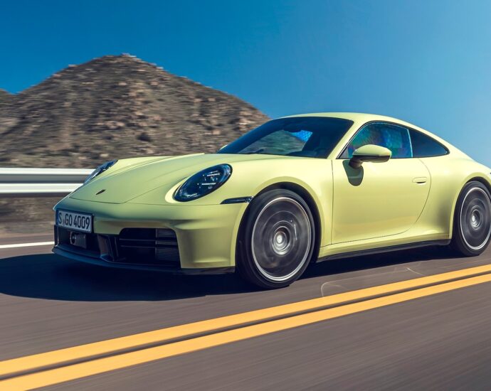 2025 Porsche 911 Carrera S First Drive Review: Sports Car or Supercar?!