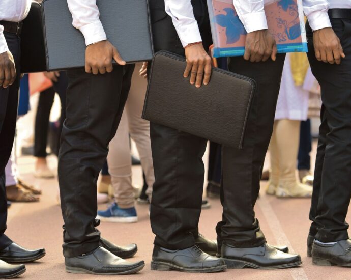 The week in charts: RBI cuts growth forecast, unemployment rises, tariffs paused