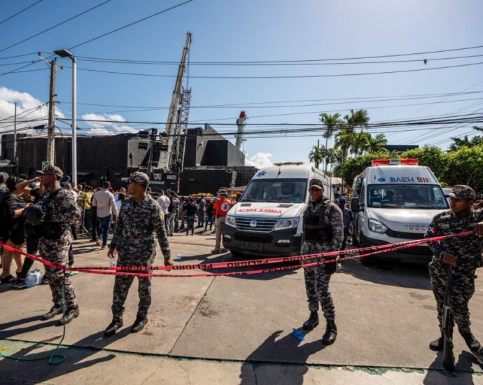 Death Toll From Jet Set Nightclub Roof Collapse Rises to 225