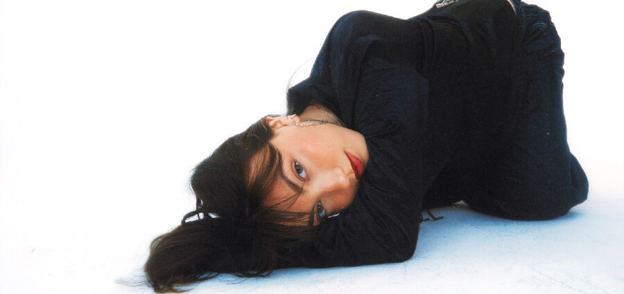 Emilia Vaughn Releases Club Mix of Her 2025 Single “Rock Music, Girl Secrets”