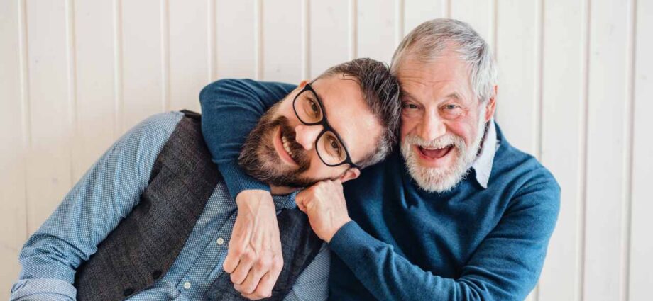 My father is giving me $250K to buy a home, but told me not to tell my two siblings. Am I morally obligated to tell them?