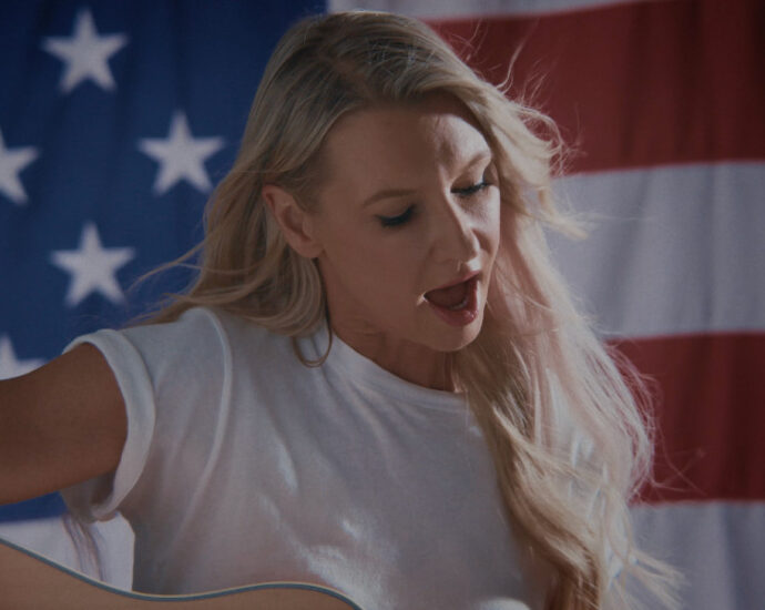 Rebekah Snyder Releases New Single/Music Video “America”