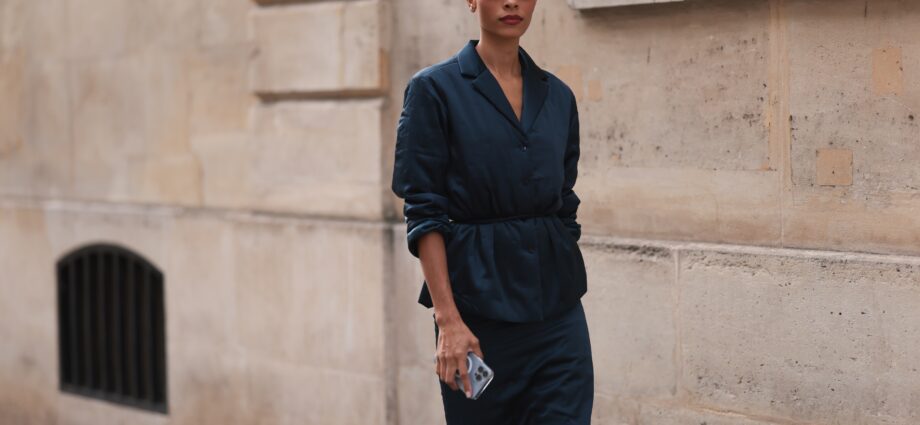How To Master the Art of Minimalist Fashion