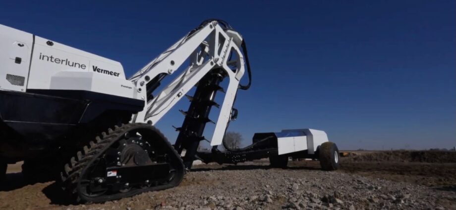 Moon mining machine: Interlune unveils helium-3 harvester prototype (photo)