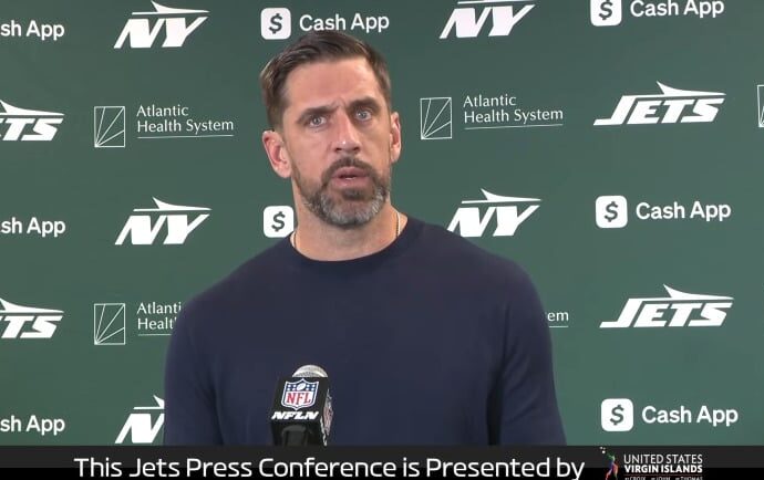 Former NFL GM: Aaron Rodgers Not Signing Before OTAs Would Speak ‘Volumes’ To Players