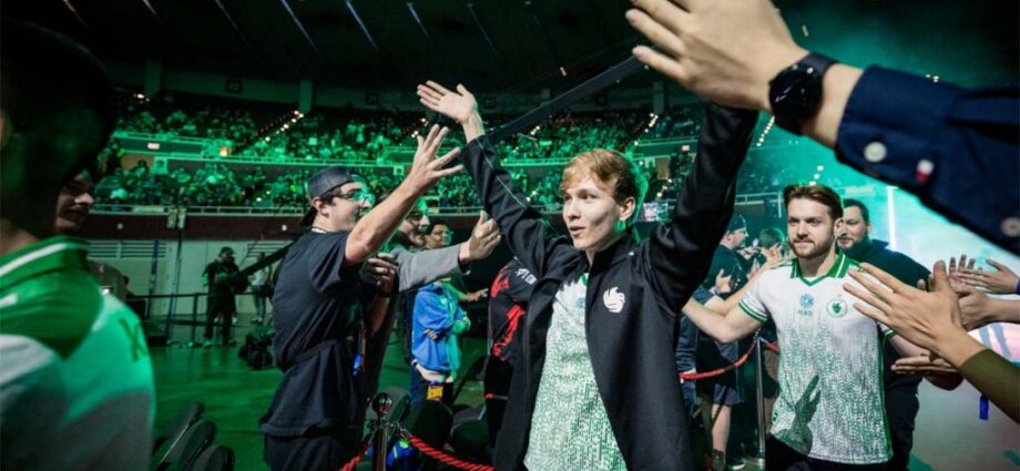 Falcons survive GamerLegion scare in IEM Dallas 2025 Quarter-Finals