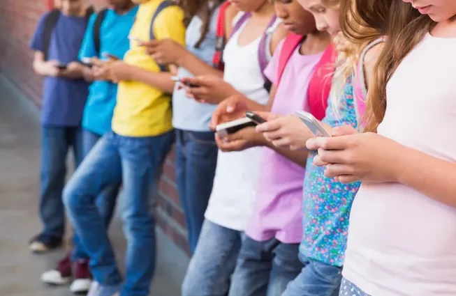 Texas Supports Bill That Would Make App Stores Responsible for Age Checks
