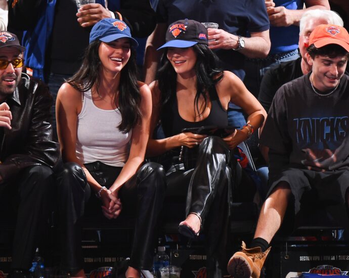 This $2 Hanes Tank Is Kendall Jenner’s Style Secret