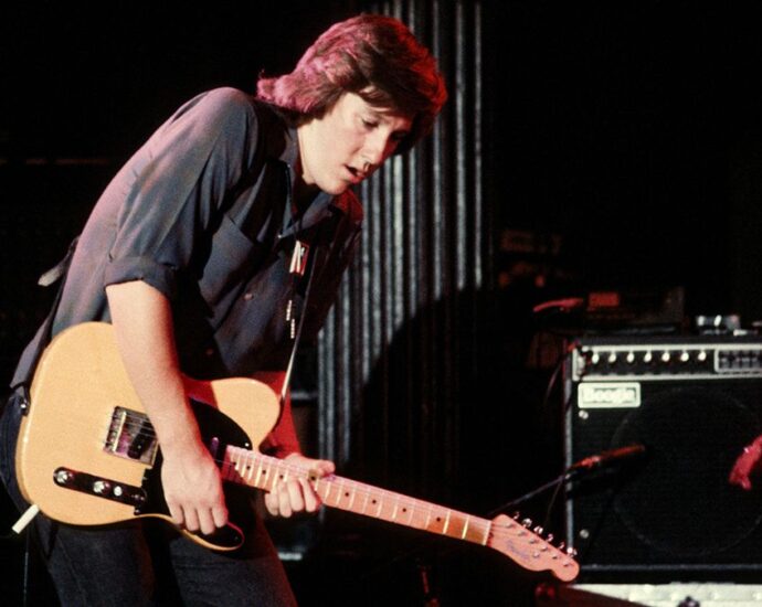 “It took me a few years to figure out that if you’re going to play Fender guitars, you play with Fender amps”: Ryan Hedgecock stuck to his own creative path, even when Lone Justice were torn apart